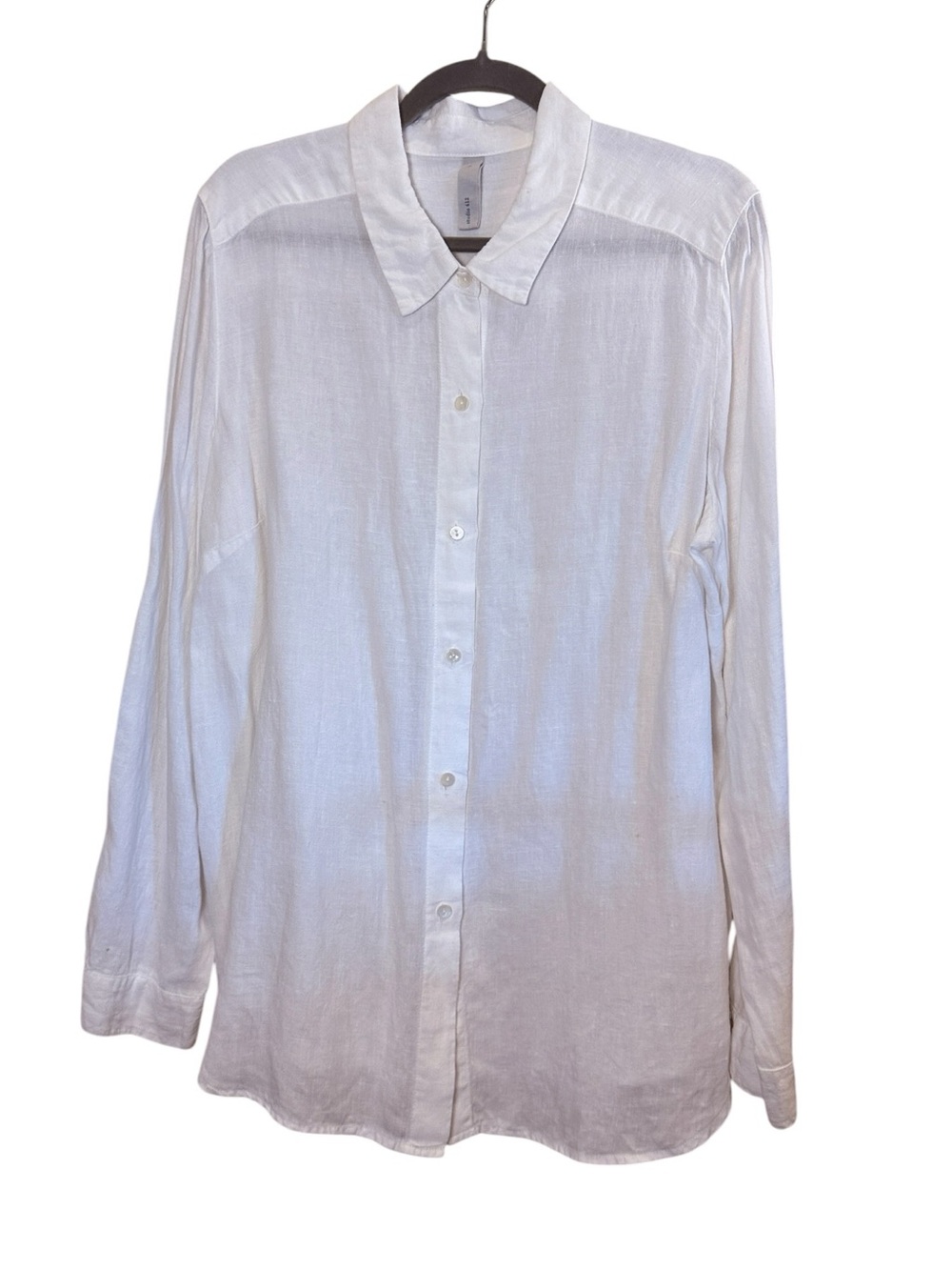 Studio 412 Artisan Made Women’s White Minimalist Linen Collared Button-Up Shirt